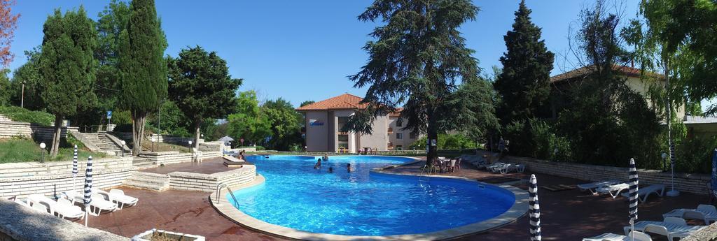 Bisser Hotel - Free Parking - Free Pool Access Balchik Esterno foto