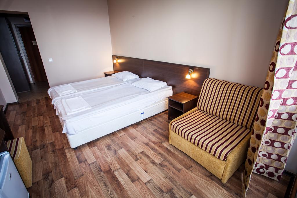 Bisser Hotel - Free Parking - Free Pool Access Balchik Camera foto