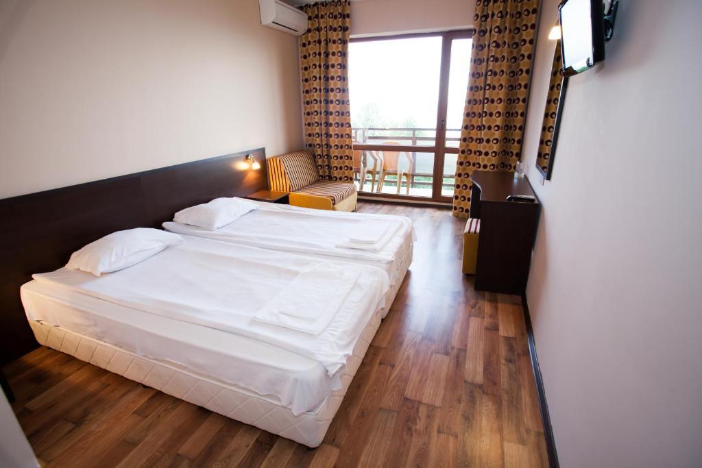 Bisser Hotel - Free Parking - Free Pool Access Balchik Camera foto